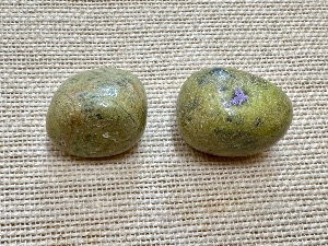 Atlantisite  - Serpentine and Stichtite - 15g to 20g Tumbled stone (Selected)