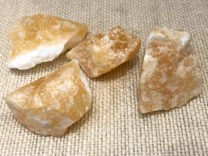 Calcite - Orange- Rough 15g to 20g (Selected)