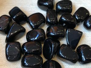 Obsidian - Black - Weight 10g to 14g Tumbled Stone (Selected)