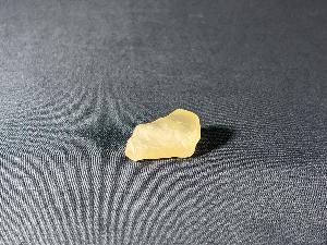 Libyan Desert Glass Tektite (REF:LDGT1)