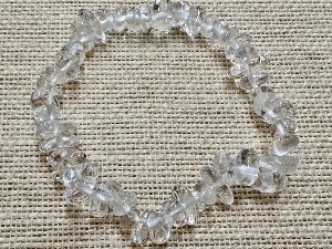 Quartz - Gemstone chip bead bracelet (Selected Ref 6)